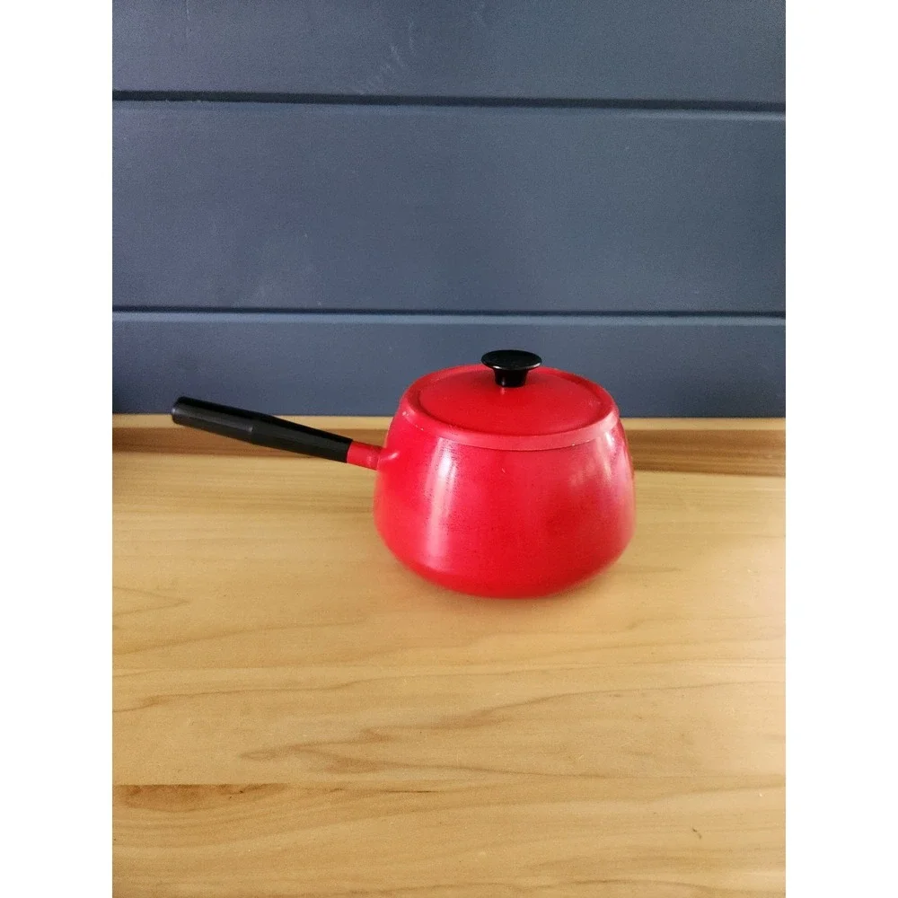 70s Red Fondue Pot‎